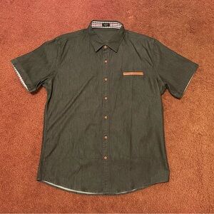 Men’s button down dress shirt